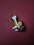 'Calvin and Hobbes cart' Enamel pin - Mycomicshop.be