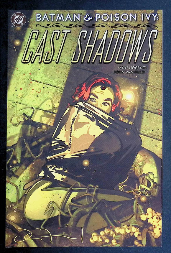 Batman Poison Ivy Cast Shadows (DC, 2004)