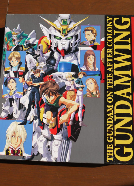 Gundam Wing: vol.1 (1995) Box - Mycomicshop.be