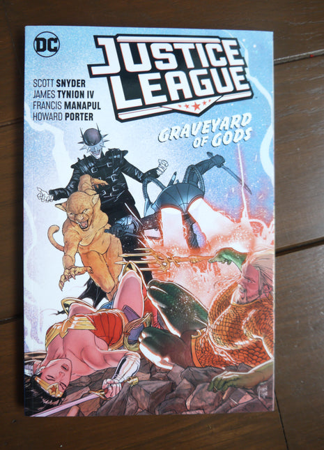 Justice League TPB (2018-2021 DC Universe) #2