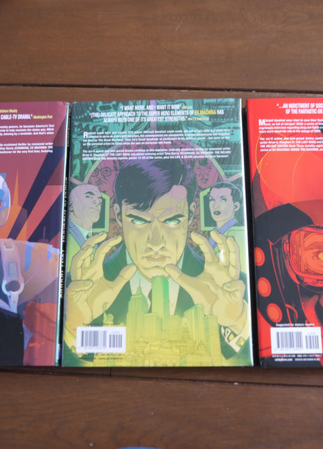 Ex Machina HC (2008-2011 DC/Wildstorm) Deluxe Edition #1-3