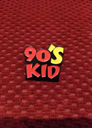 '90's Kid' enamel pin - Mycomicshop.be