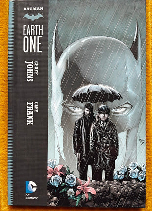 Batman Earth One HC (2012 - 2021 DC) - Mycomicshop.be