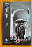 Batman Earth One HC (2012 - 2021 DC) - Mycomicshop.be