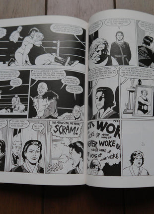 House of Raging Women HC (1988 FB) Signed - Mycomicshop.be