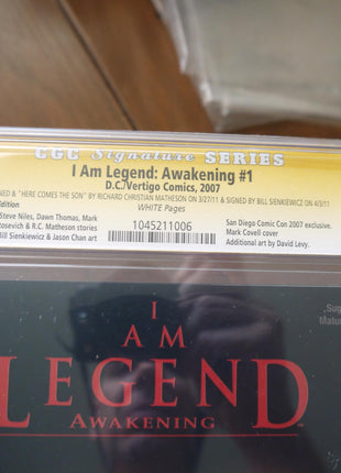 I Am Legend Awakening (2007) 1 CGC 9.6 Signed - Mycomicshop.be