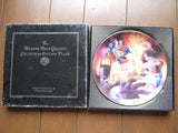 Warner Brothers Justice League Plate Collectors Edition 221 Bill Sienkiewicz - Mycomicshop.be