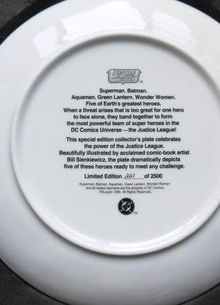 Warner Brothers Justice League Plate Collectors Edition 221 Bill Sienkiewicz - Mycomicshop.be