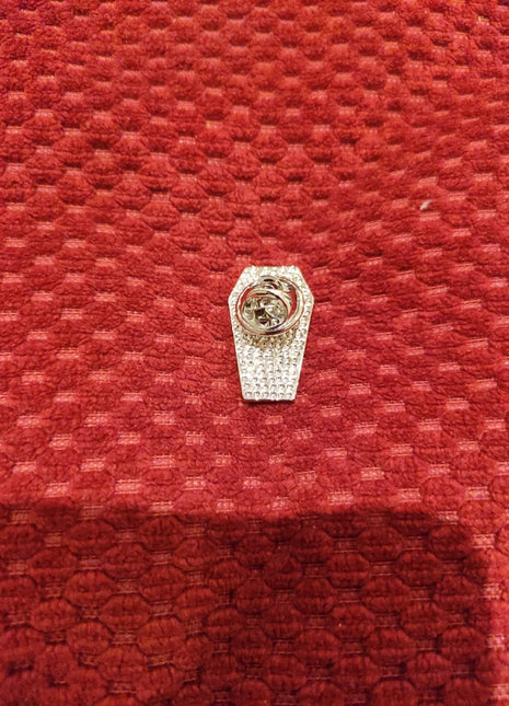 "Black Coffin" Enamel Pin - Mycomicshop.be