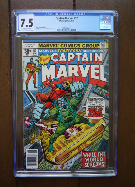 Captain Marvel (1968 1st Series) #52 CGC 7.5 - Mycomicshop.be