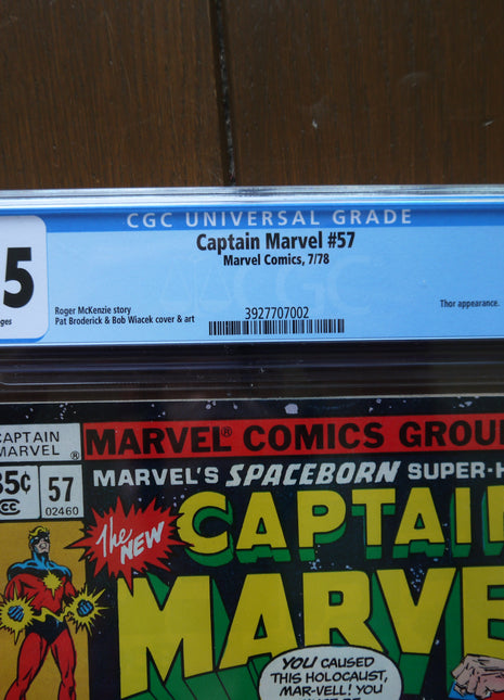 Captain Marvel (1968 1st Series) #57 CGC 7.5 - Mycomicshop.be