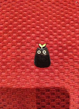 "Cat with plant" enamel pin - Mycomicshop.be