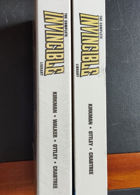 Complete Invincible Library HC (2006 Image) 1 + 2 - Mycomicshop.be