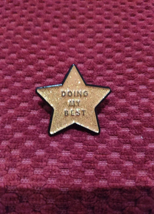 'Doing my best' Enamel pin - Mycomicshop.be