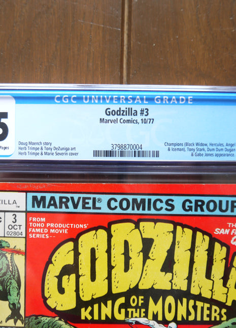 Godzilla (1977) #3 CGC 5.5 - Mycomicshop.be