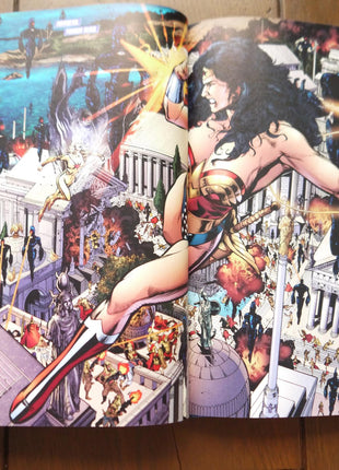 Infinite Crisis HC (2006) 1st Edition - Mycomicshop.be