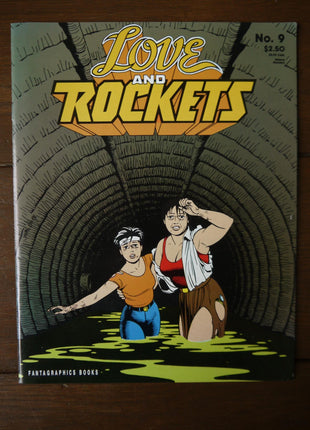 Love and Rockets (1982 1st Series) Magazine 9 - Mycomicshop.be