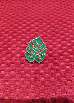 "Monstera Plant" Enamel Pin - Mycomicshop.be