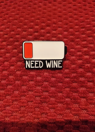 "Need Wine" Enamel Pin - Mycomicshop.be