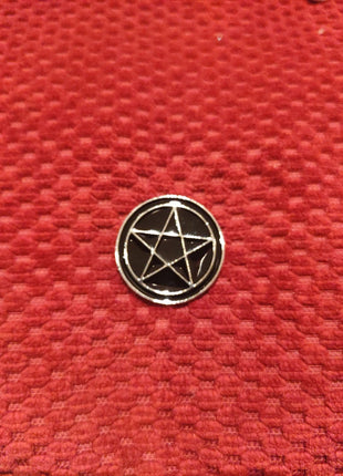 Pentagram Enamel Pin - Mycomicshop.be