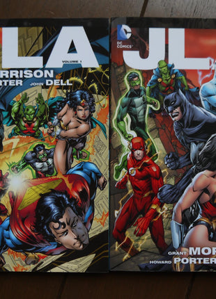 JLA TPB (2011) Deluxe Edition #1 + 2 - Mycomicshop.be