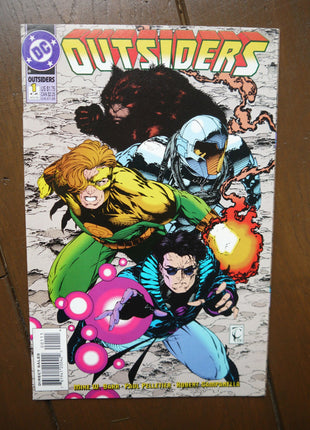 Outsiders (1993 2nd Series) #1A - Mycomicshop.be