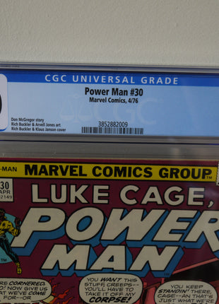 Power Man and Iron Fist (1972 Hero for Hire) #30 CGC 9.0 - Mycomicshop.be
